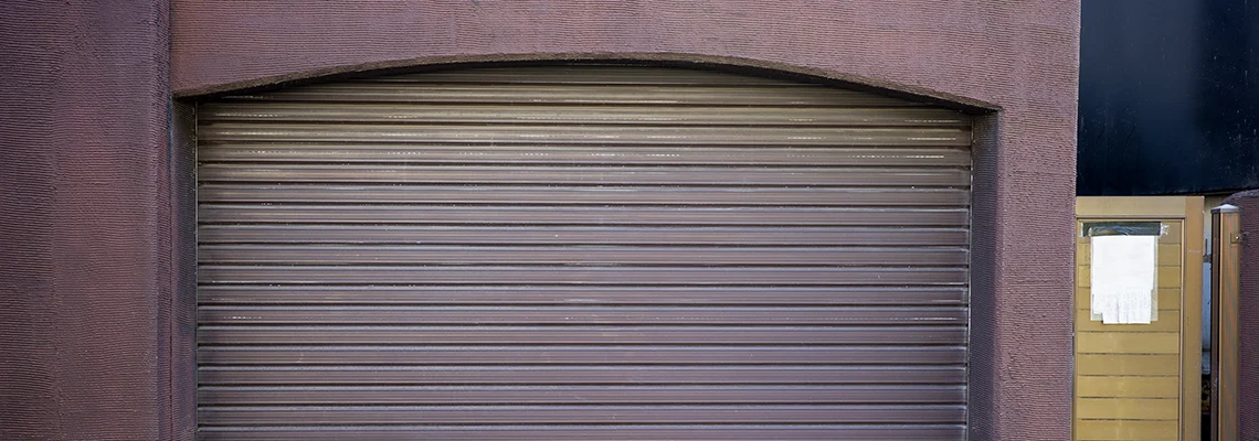 Fallen Garage Door Worn Rollers Replacement in Streamwood, Illinois